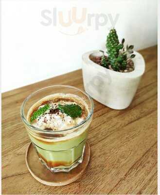 Jikaa Coffee X Eatery