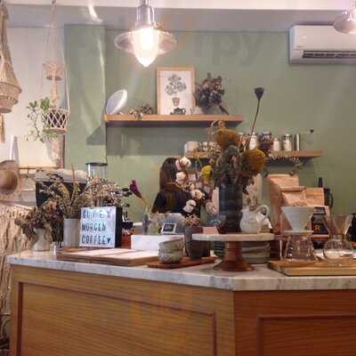 Guten Morgen Coffee Lab & Shop