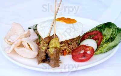 Suharti Restaurant & Bar