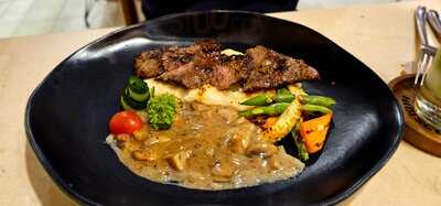 Hibiscus Restaurant Seminyak