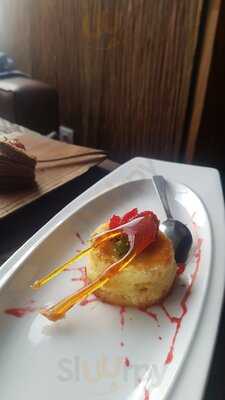 Scenic Resto & Lounge