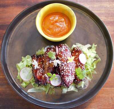 Upzscale Sky Dining And Bar