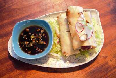 Upzscale Sky Dining And Bar