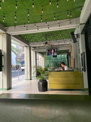 Gigi's Supreme Slice