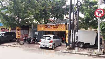 Kwetiau Aciap Wahid Hasyim