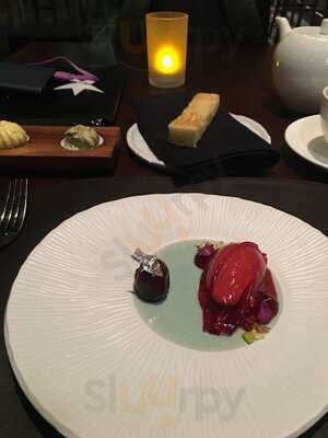 View Restaurant & Bar