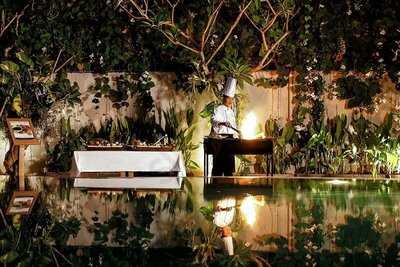 Buddhas Lounge And Bar