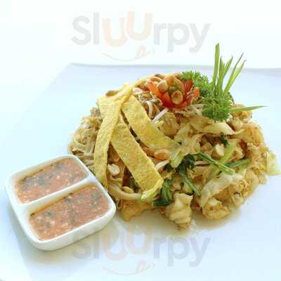 Buddhas Lounge And Bar