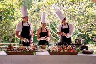 Dong Oman Cultural Dining