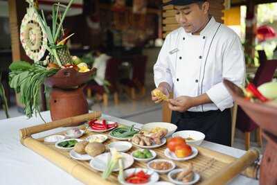 Dong Oman Cultural Dining