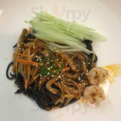 Biang Lamian & Dumpling Eatery