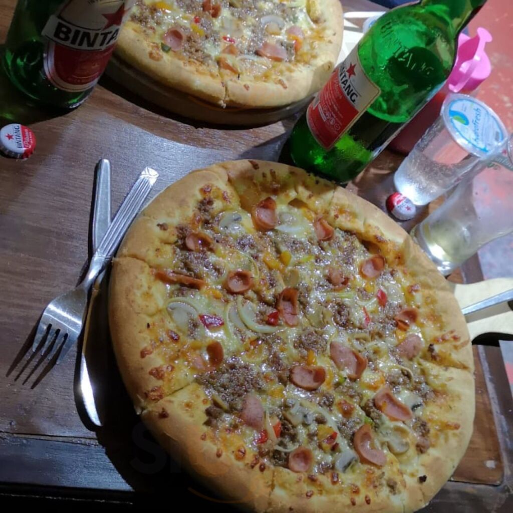 Alline Cafe House
