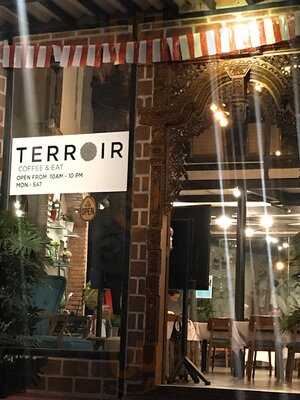 Terroir Coffee & Eats
