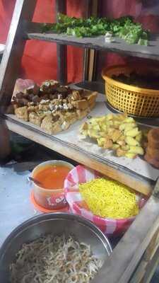 Tahu Campur Cak Majid