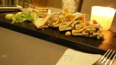 W&s Bottle Shop & Eatery