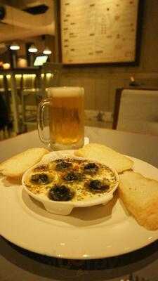 W&s Bottle Shop & Eatery