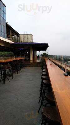 Vesper Sky Bar & Lounge