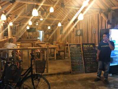 Waroeng Moerah Riverbrick