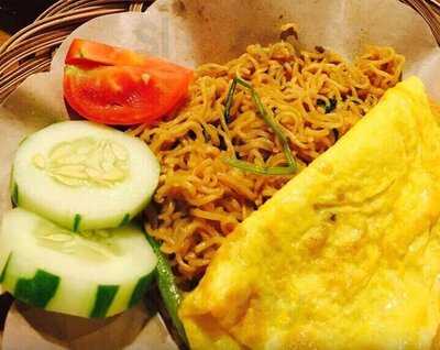 Waroeng Moerah Riverbrick