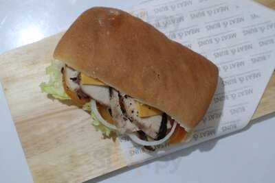 Meat & Buns