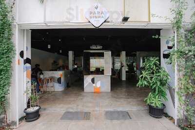 Paradigma Kafe & Restoran