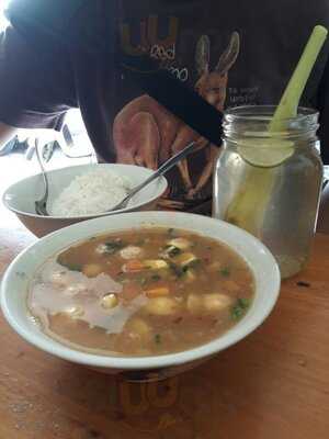 Sop Ayam Pak Min Klaten