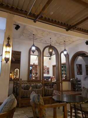 Al Jazeerah Signature