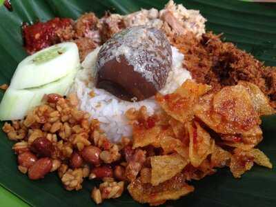 Nasi Gudeg & Liwet Cah Solo