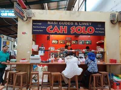 Nasi Gudeg & Liwet Cah Solo