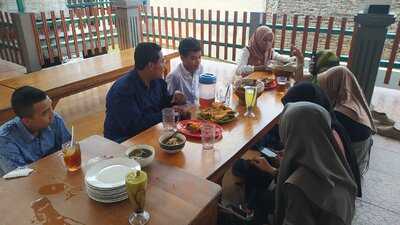 Resto Jowo Deles
