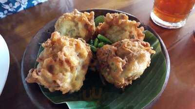 Saung Makan Jagarawa