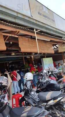 Warung Ampera 2 Tak