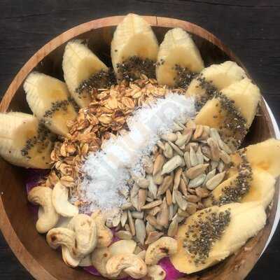 Loka Health Cafe/bar