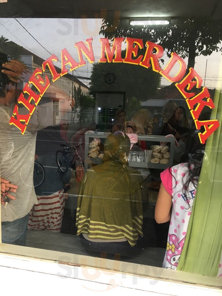 Warung Ketan Merdeka