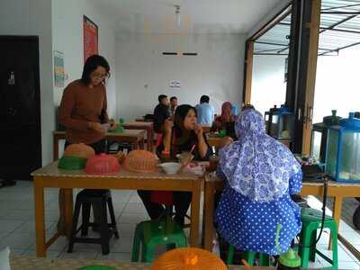 Soto Seger Ayam Kampung Mbok Yem Boyolali