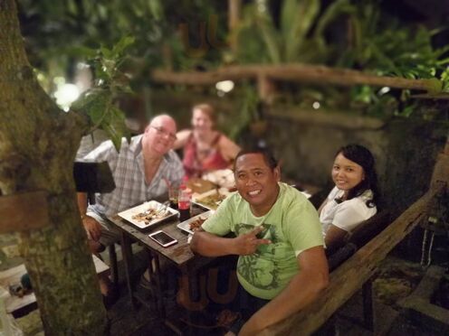 Warung Bunga Desa