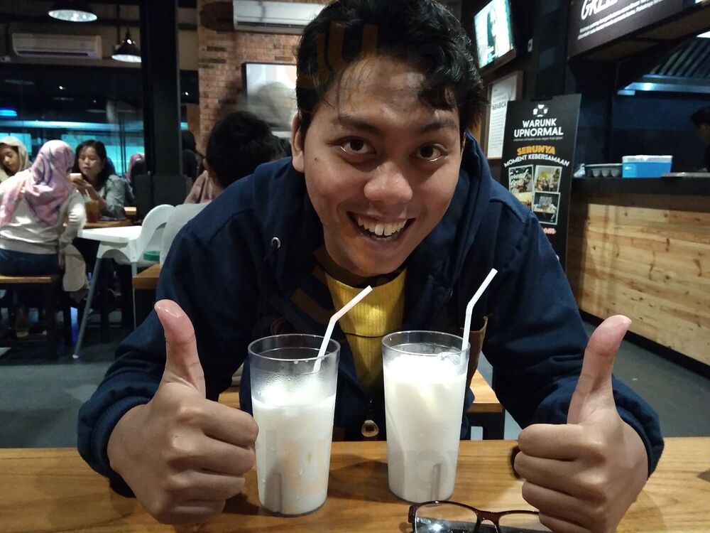 Warunk Upnormal Serpong Utara