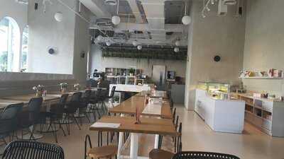 Common Grounds Neo Soho