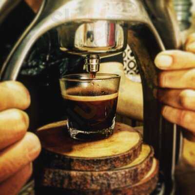 D'santos Coffee & Idea