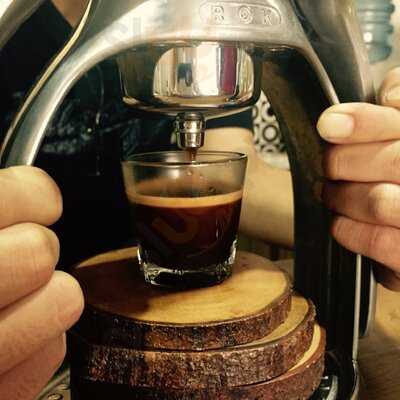 D'santos Coffee & Idea