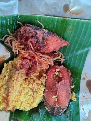 Nasi Kuning H Daud
