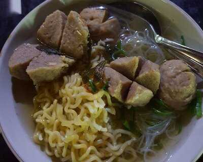 Bakso Cemplon