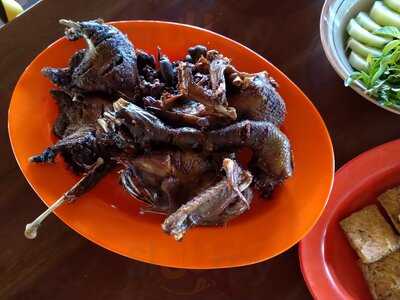 Bebek Goreng Pak Koes