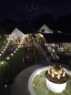 Secret Garden Coffee And Chocolate