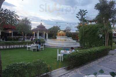 Secret Garden Coffee And Chocolate