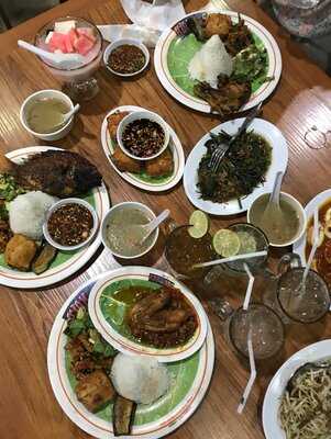 Ayam Bakar Wong Solo