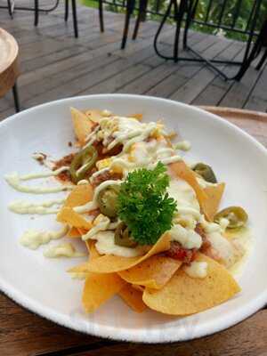 Cannibal Bistro & Bar