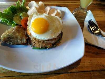 Warung Yellowfin Kuta