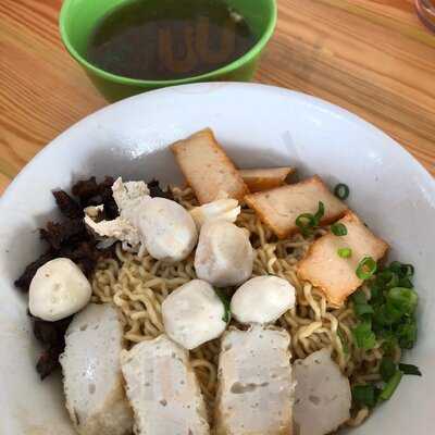 Bakmi Kepiting Oukie Sibu
