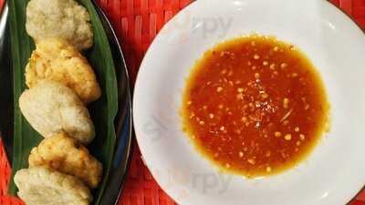 Slogi Kuliner Nyi Yuyun